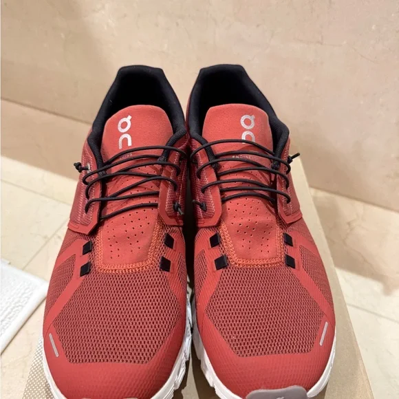 On Running Men’s Cloud 5 Sneakers | Size 11 - Picture 2 of 8